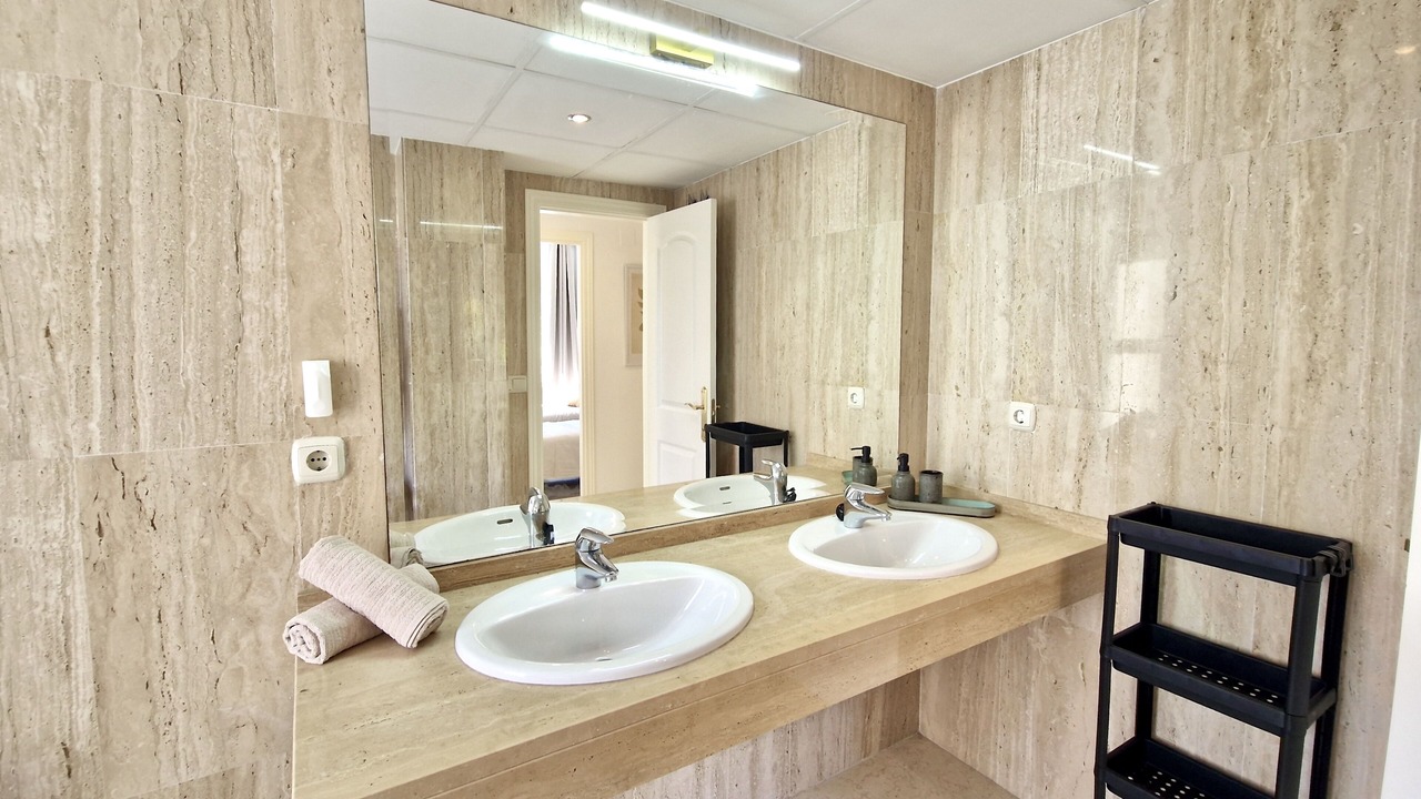 Photo of Bathroom in Elviria