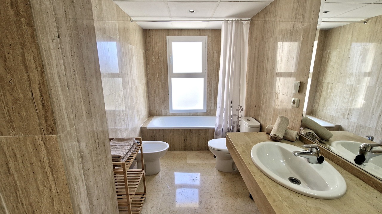 Photo of Bathroom in Elviria