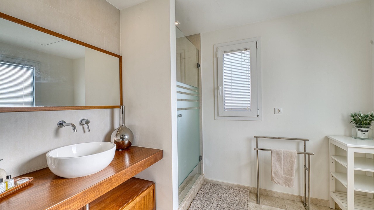 Photo of Bathroom in Urbanizacion Marbessa