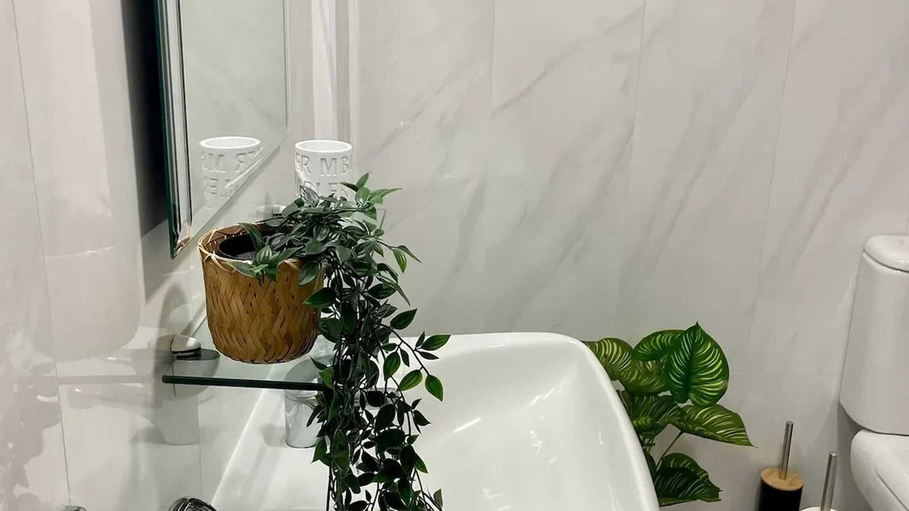 Photo of Bathroom in Urbanizacion Hacienda las Chapas