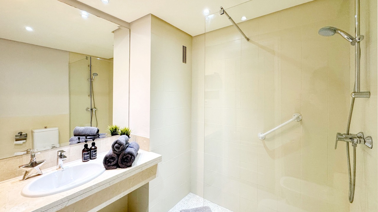 Photo of Bathroom in Nikki Beach