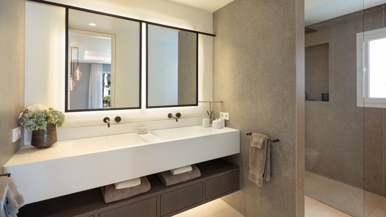 Photo of Bathroom in Golden Mile