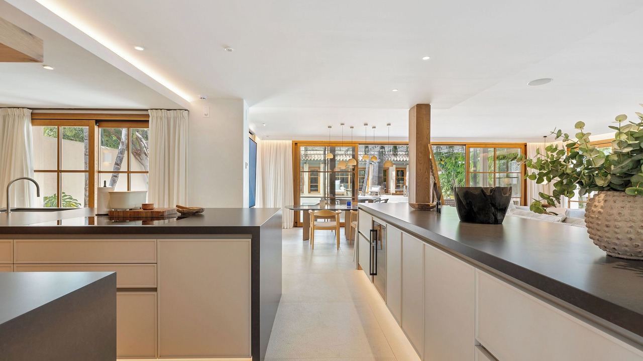 Photo of Kitchen in Golden Mile