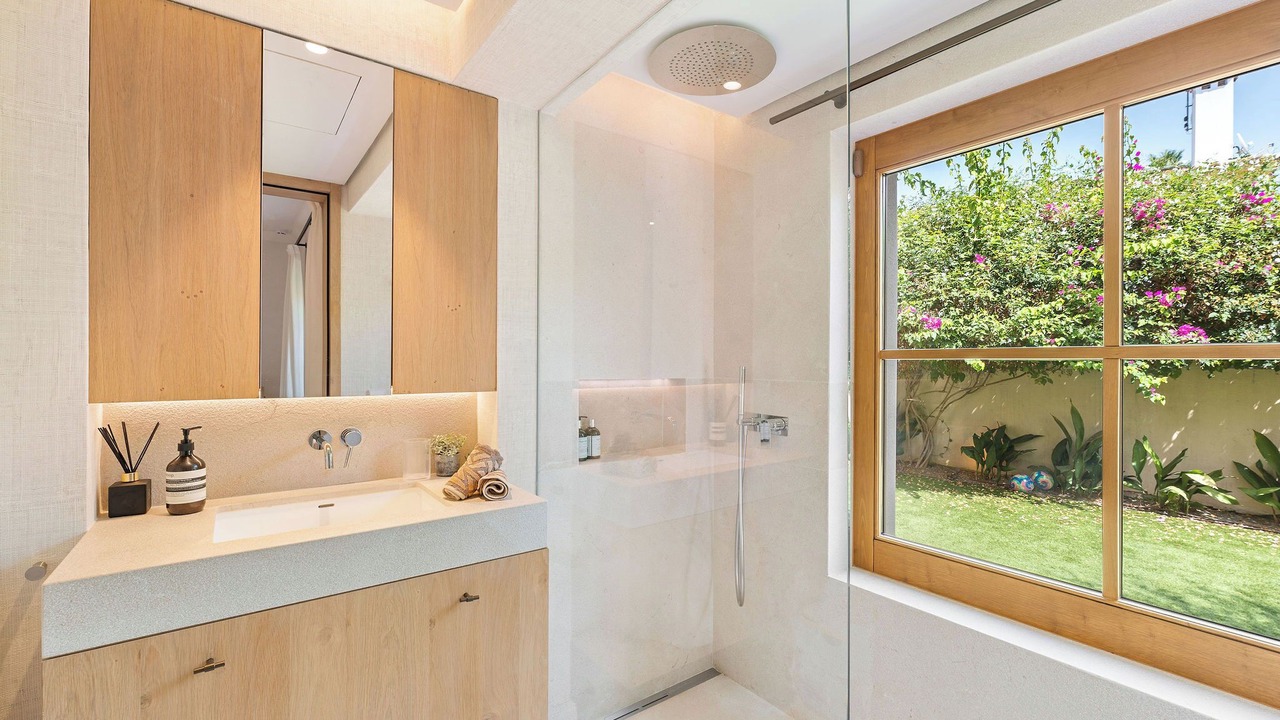Photo of Bathroom in Golden Mile
