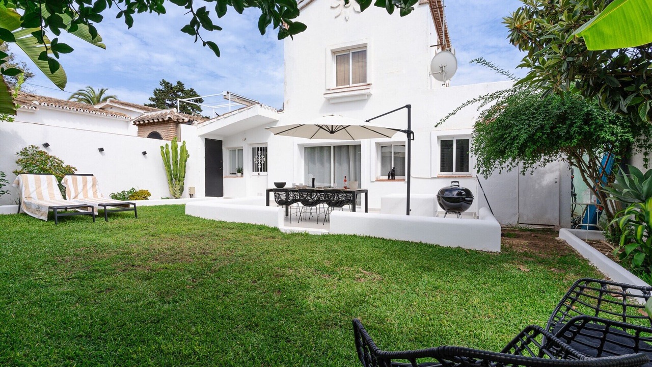 Photo of Outdoor in Urbanizacion Costabella