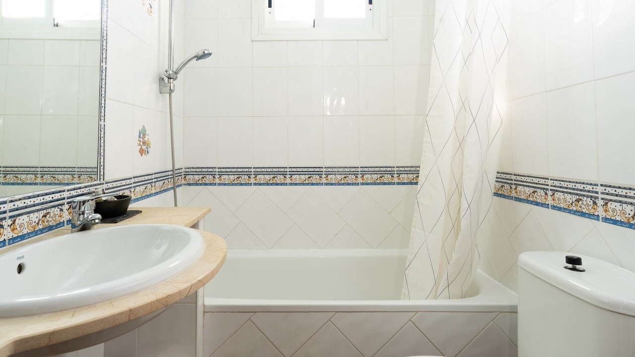 Photo of Bathroom in Urbanizacion Costabella