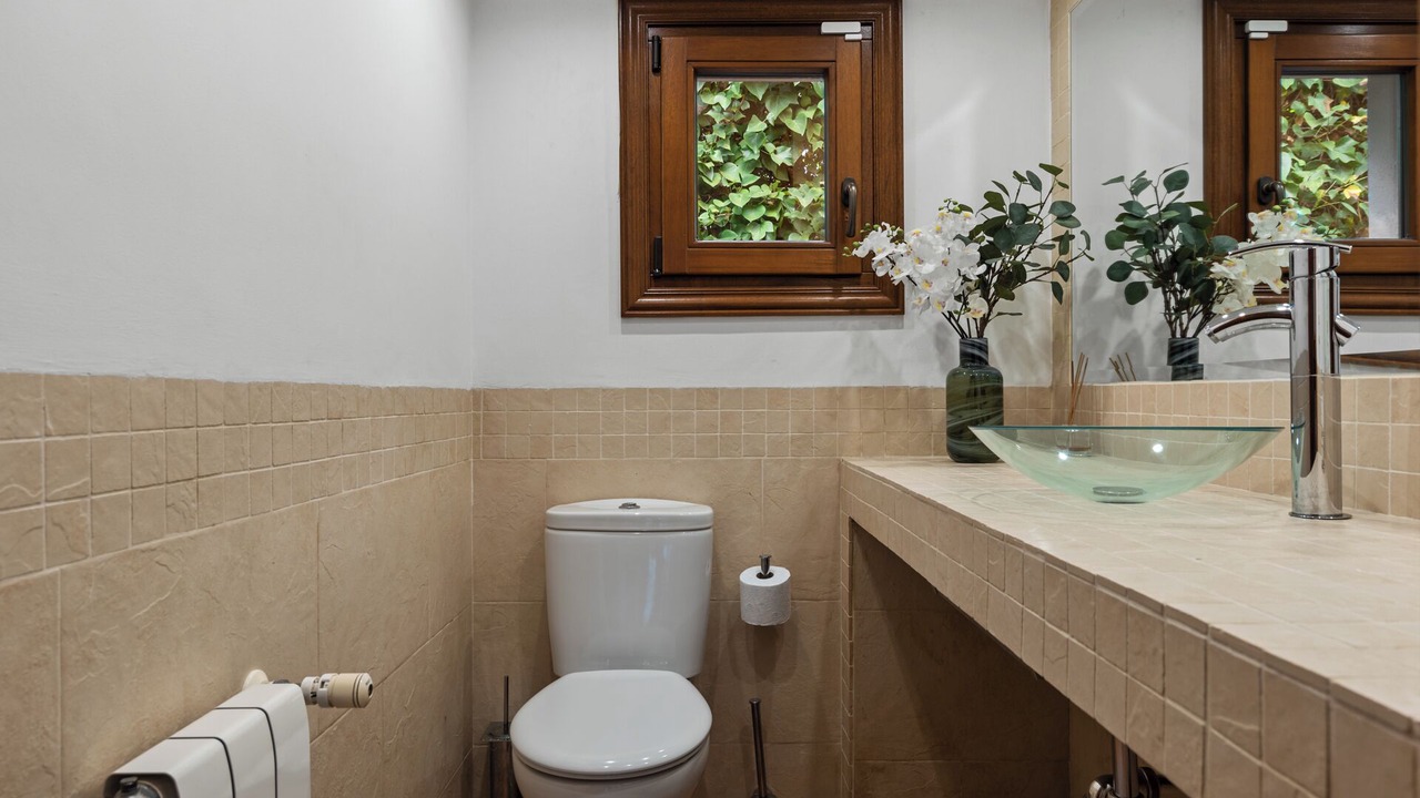 Photo of Bathroom in Urbanizacion Hacienda las Chapas