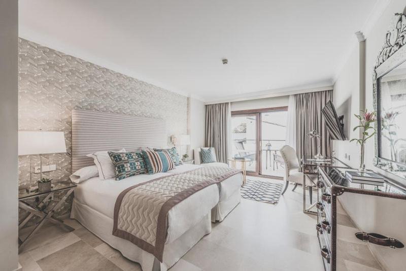 Photo of Bedroom in Golden Mile