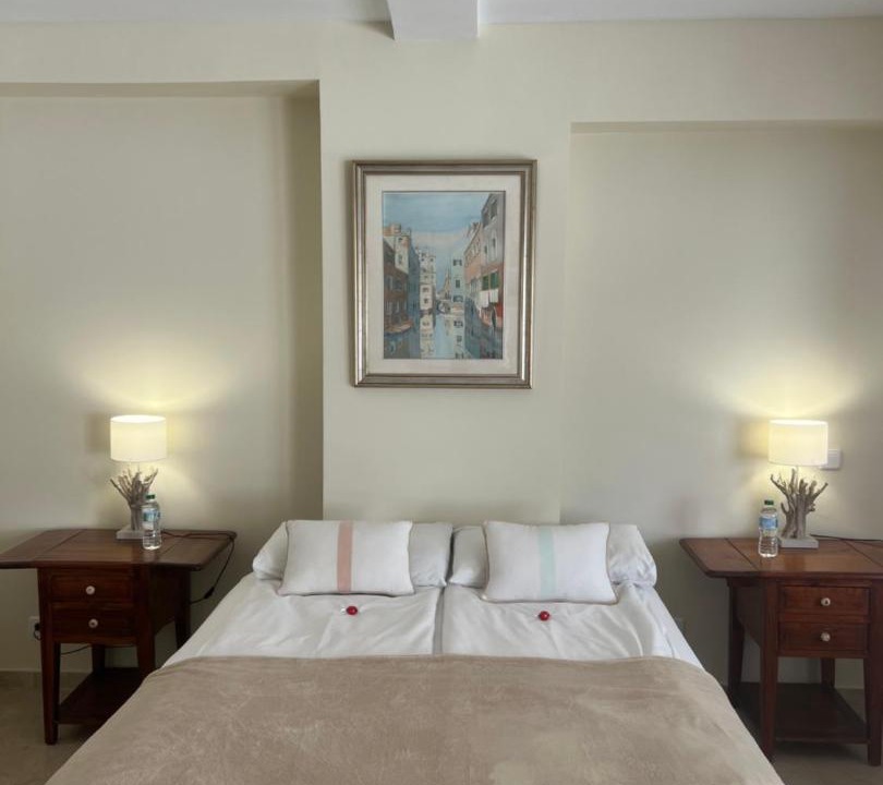 Photo of Bedroom in Golden Mile