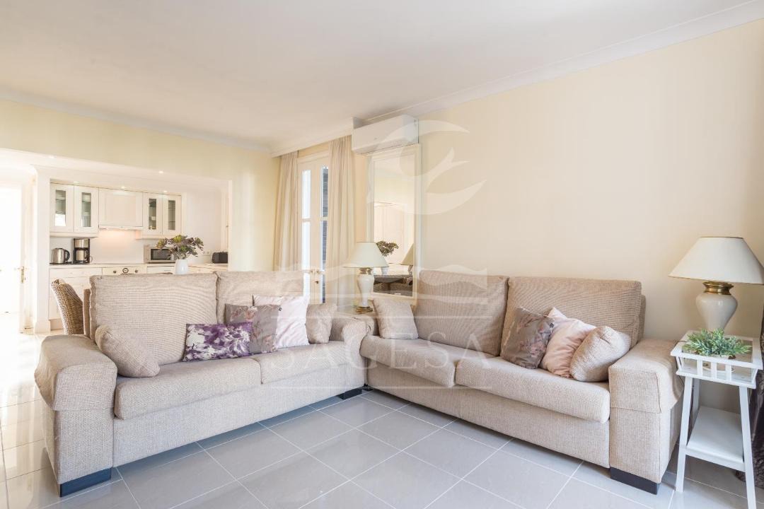 Photo of Livingroom in Nikki Beach