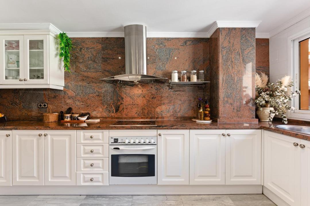 Photo of Kitchen in Nueva Andalucia