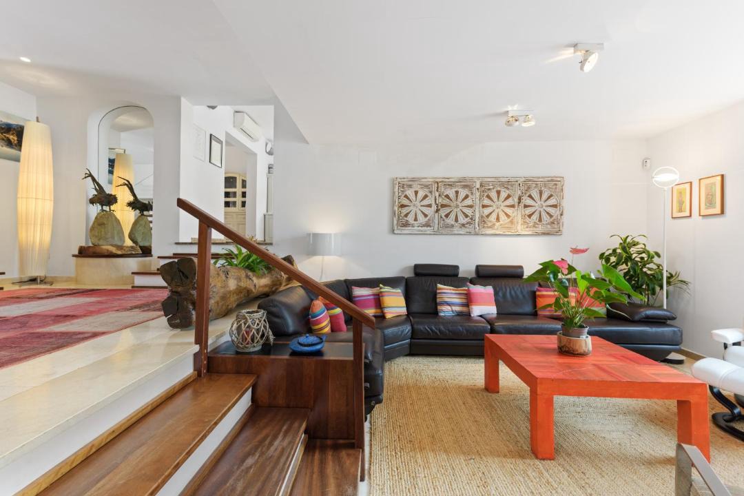 Photo of Livingroom in Golden Mile