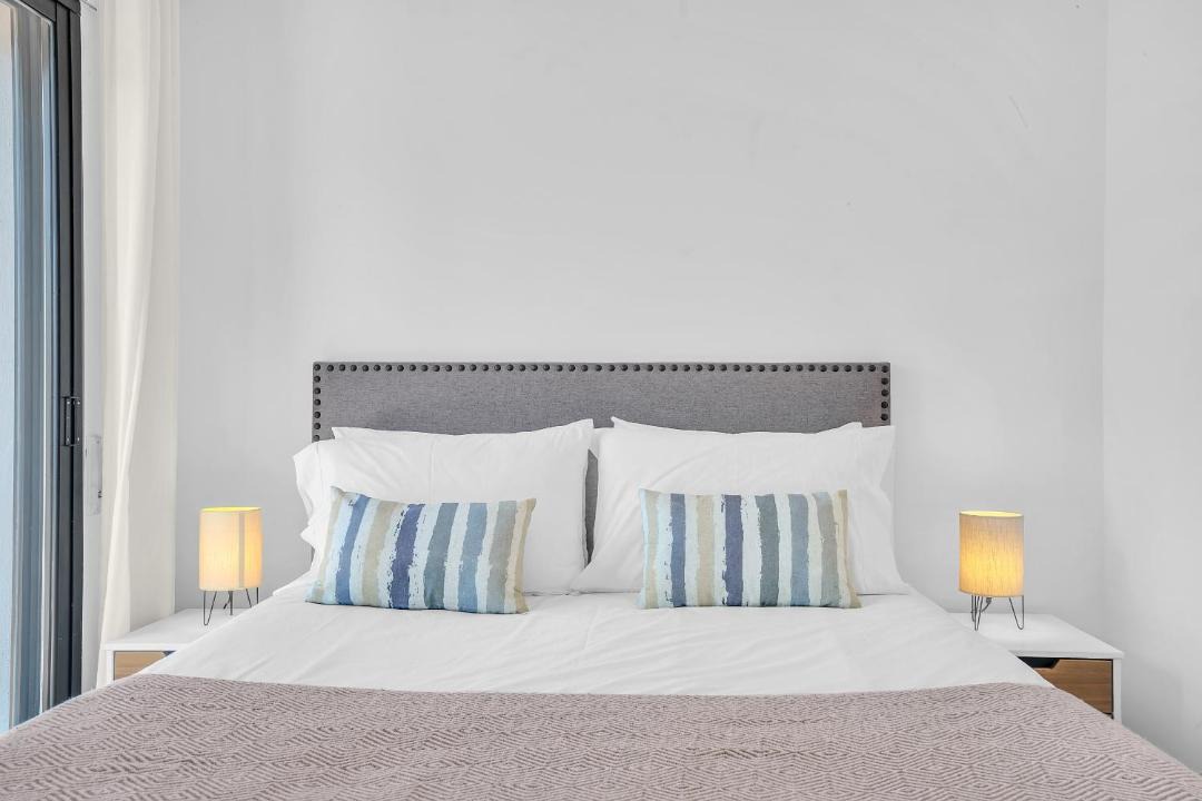 Photo of Bedroom in Golden Mile