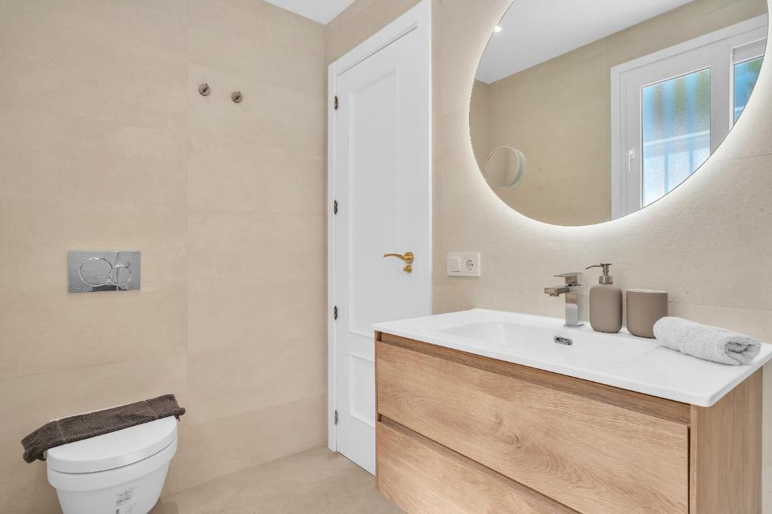 Photo of Bathroom in Golden Mile