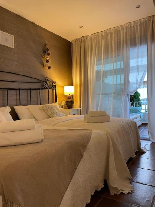 Photo of Bedroom in Golden Mile