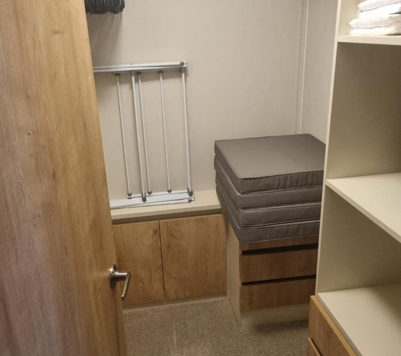 Photo of Bedroom in Cayton Bay