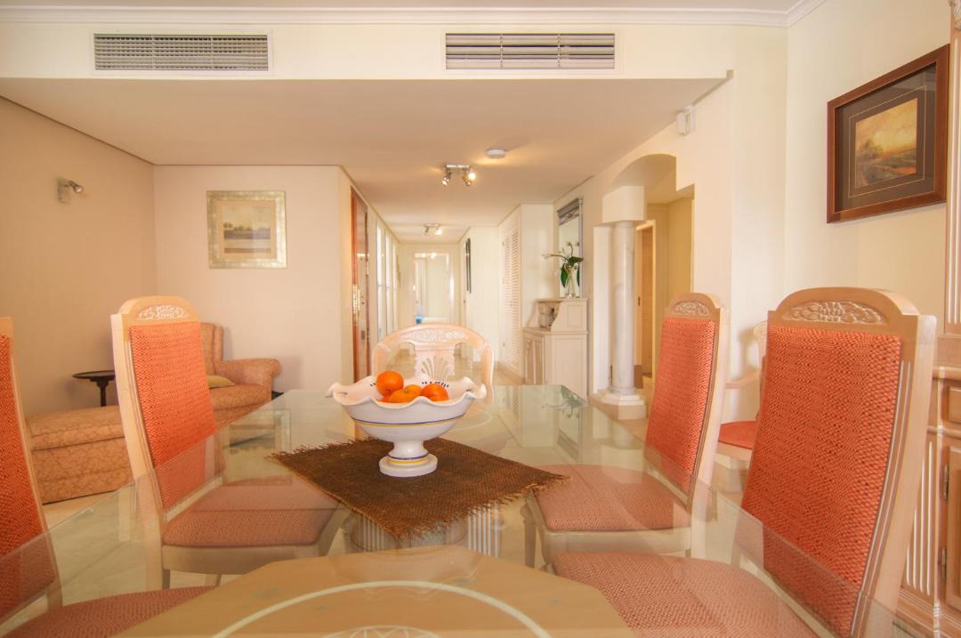 Photo of Livingroom in Nikki Beach