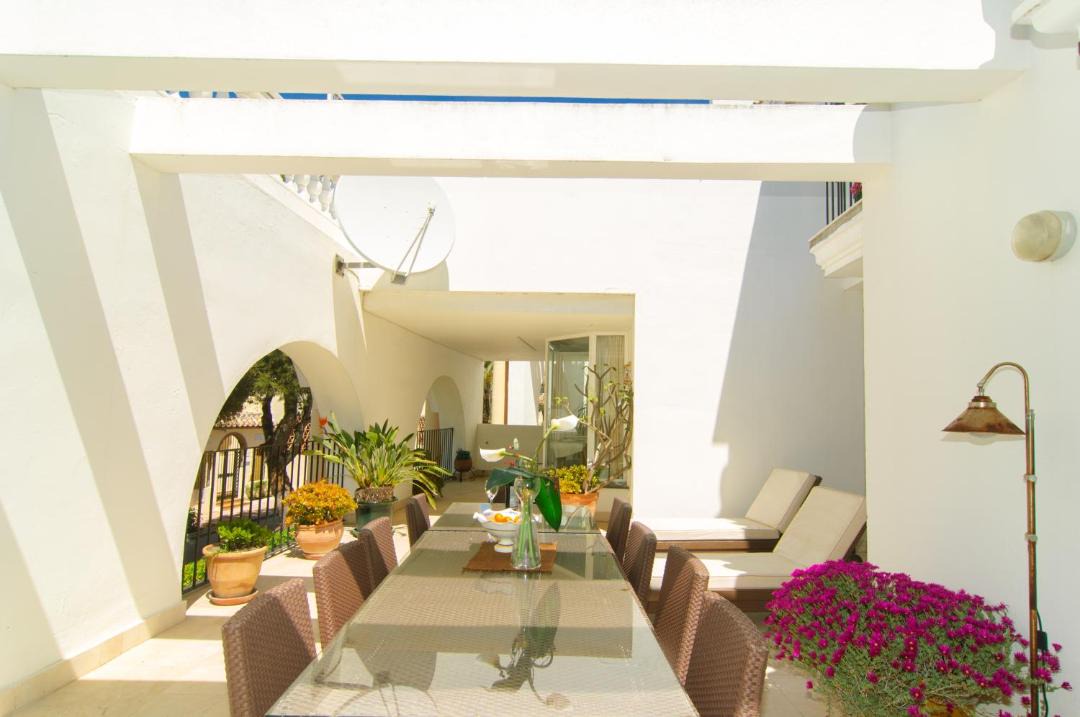 Photo of Patio Balcony in Nikki Beach