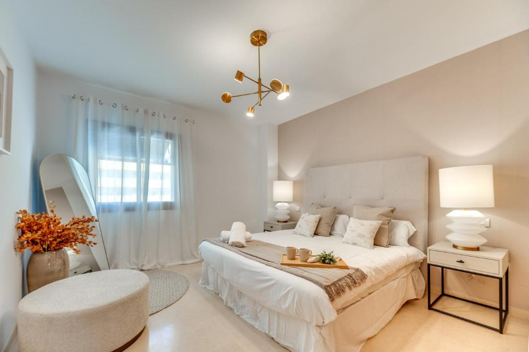 Photo of Bedroom in Golden Mile