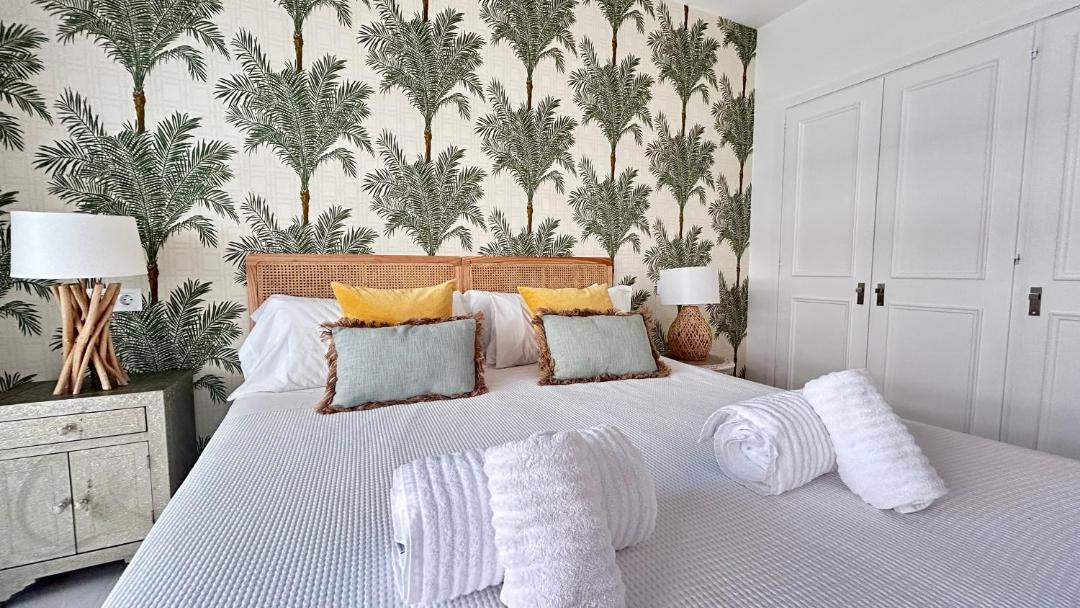 Photo of Bedroom in Golden Mile