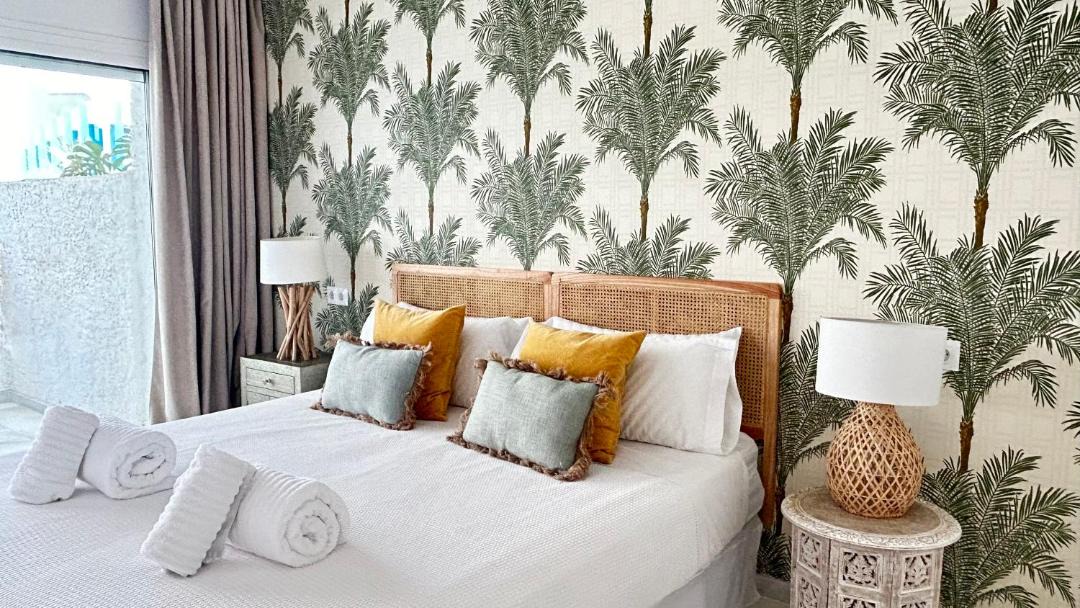 Photo of Bedroom in Golden Mile