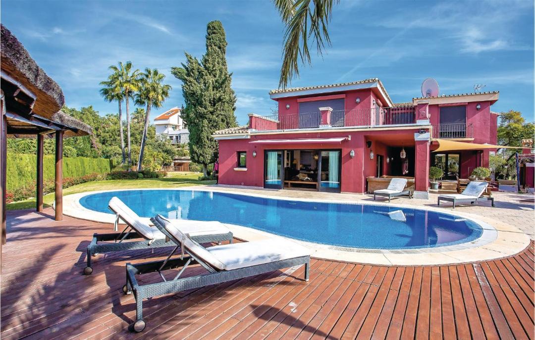 Photo of Others in Elviria