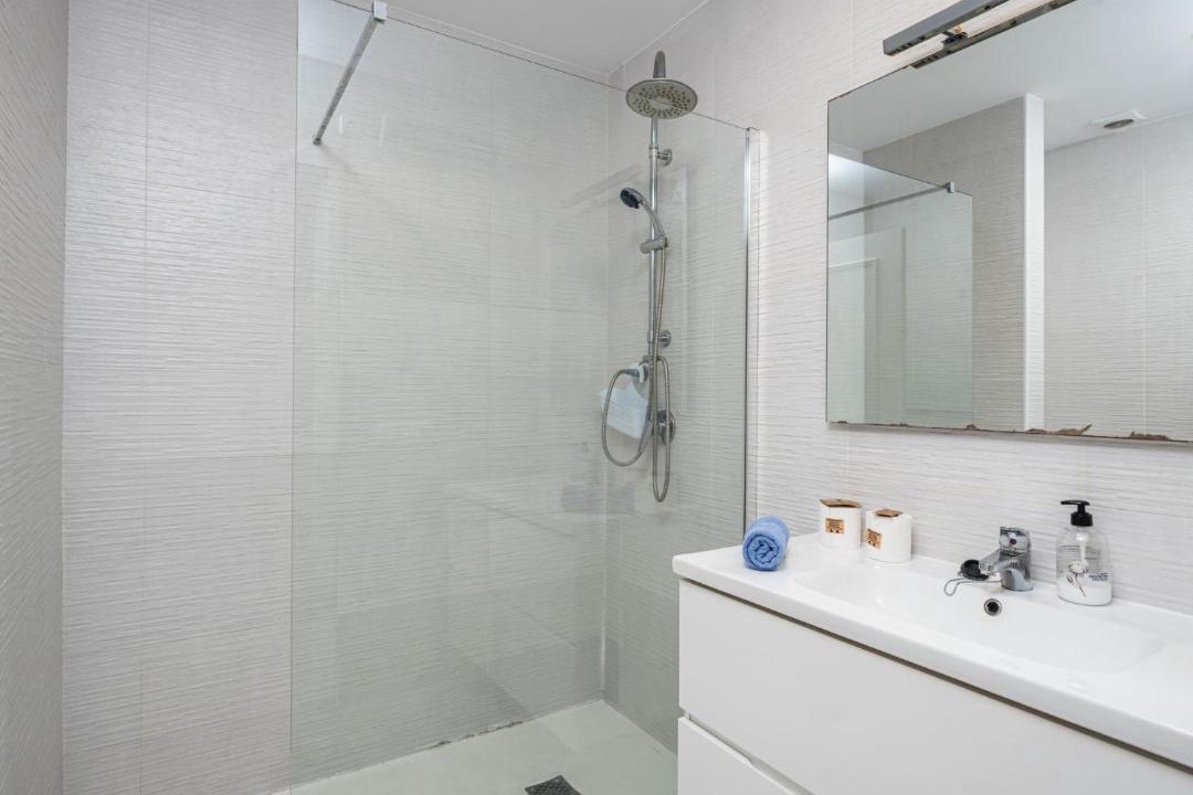Photo of Bathroom in Golden Mile
