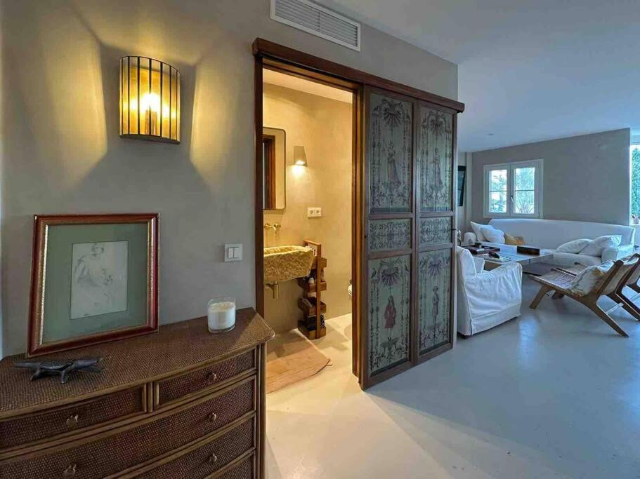Photo of Livingroom in Golden Mile