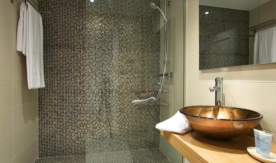 Photo of Bathroom in Nikki Beach