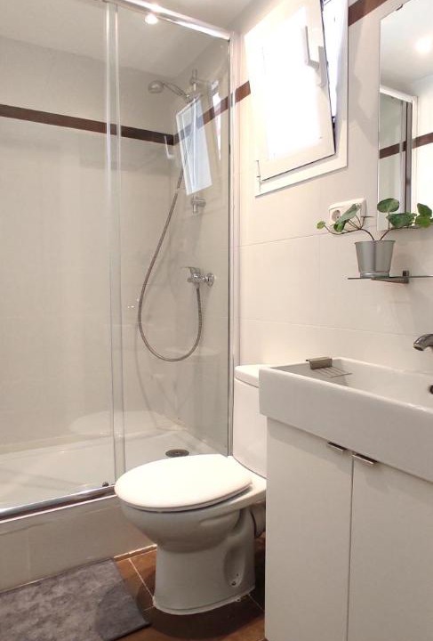 Photo of Bathroom in Golden Mile