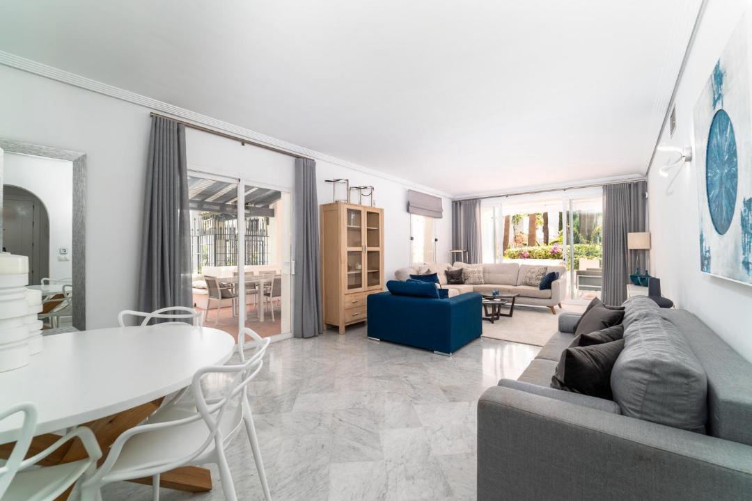 Photo of Livingroom in Golden Mile