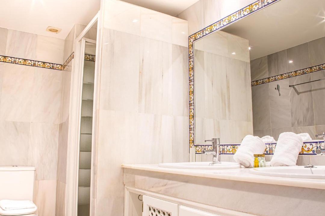 Photo of Bathroom in Golden Mile