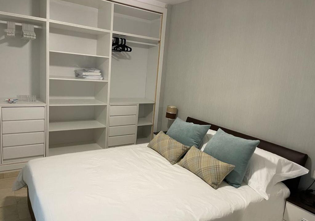 Photo of Bedroom in Golden Mile