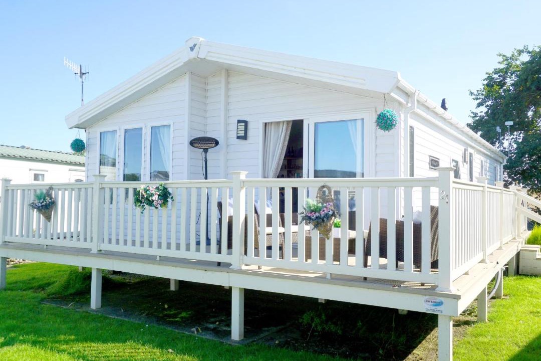 Photo of Buildings in Cayton Bay
