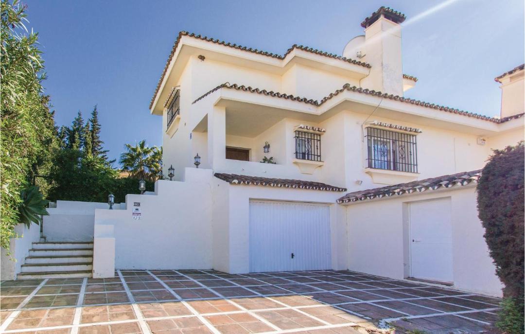 Photo of Buildings in Marbella