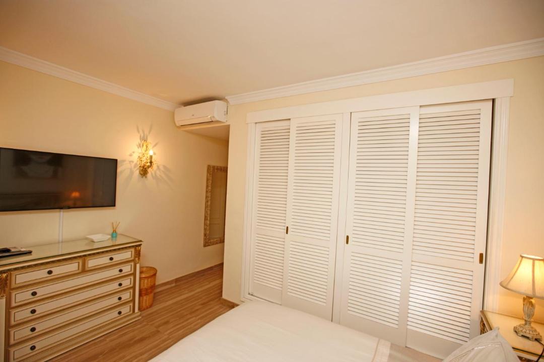 Photo of Bedroom in Nikki Beach