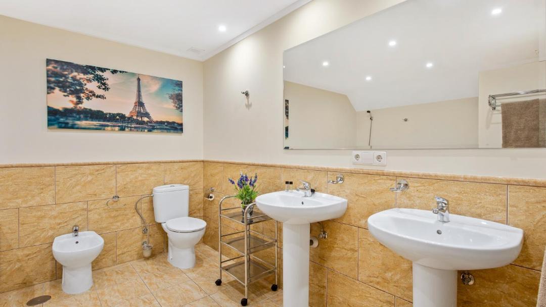 Photo of Bathroom in Puerto Banus