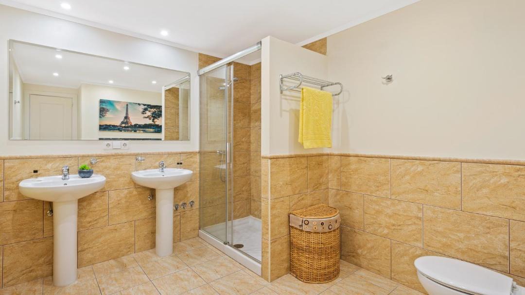 Photo of Bathroom in Puerto Banus
