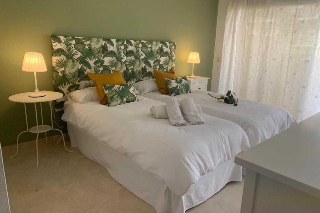 Photo of Bedroom in Golden Mile