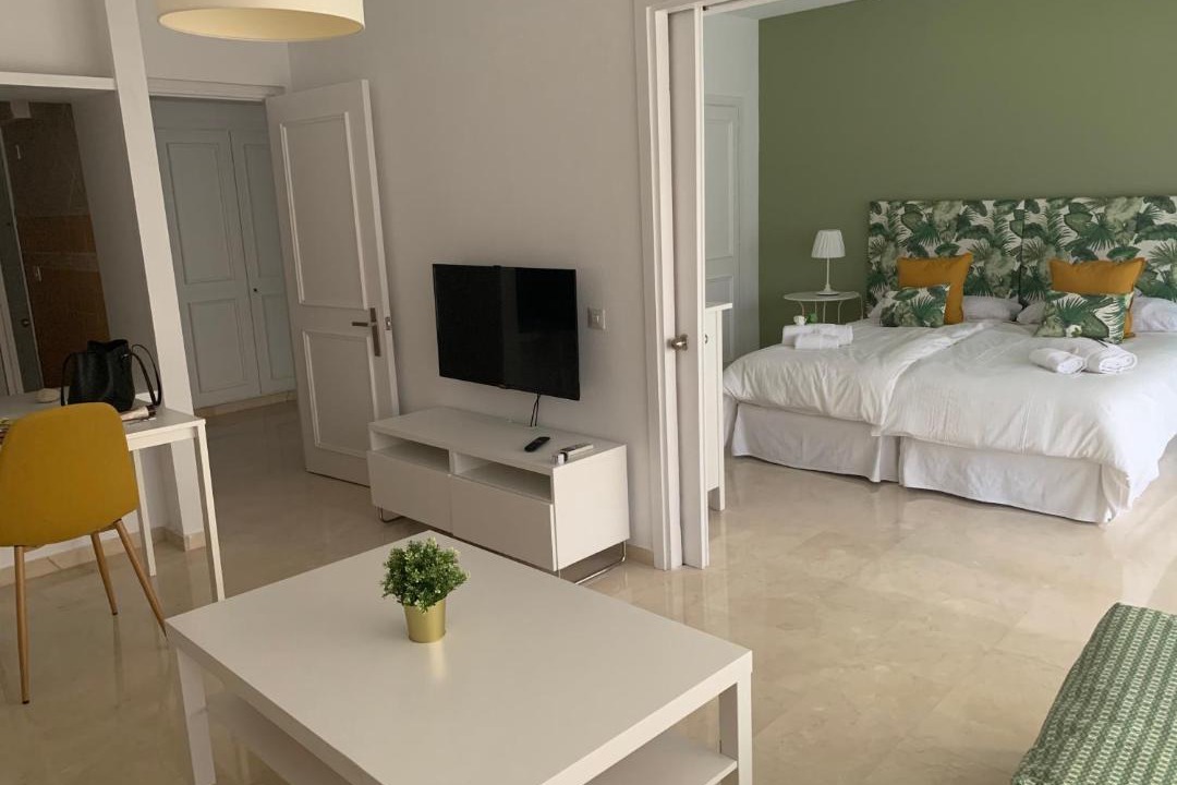 Photo of Livingroom in Golden Mile