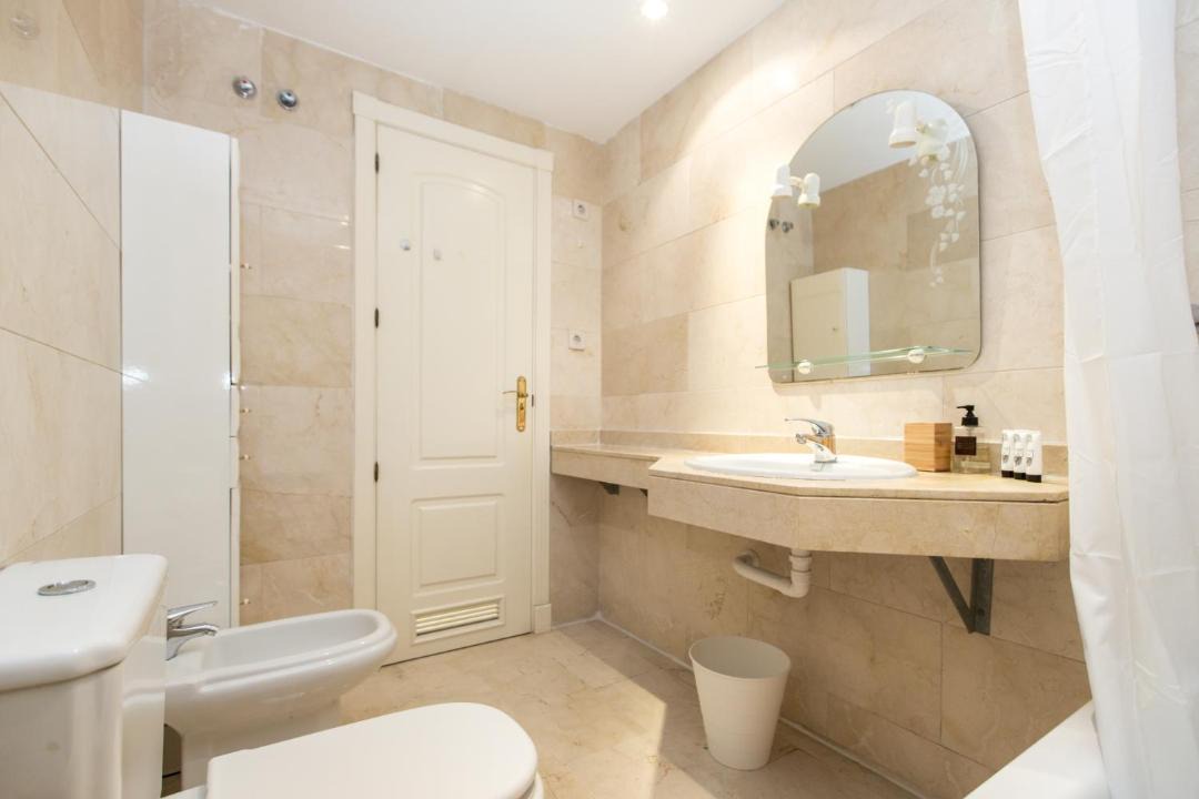 Photo of Bathroom in Puerto Banus