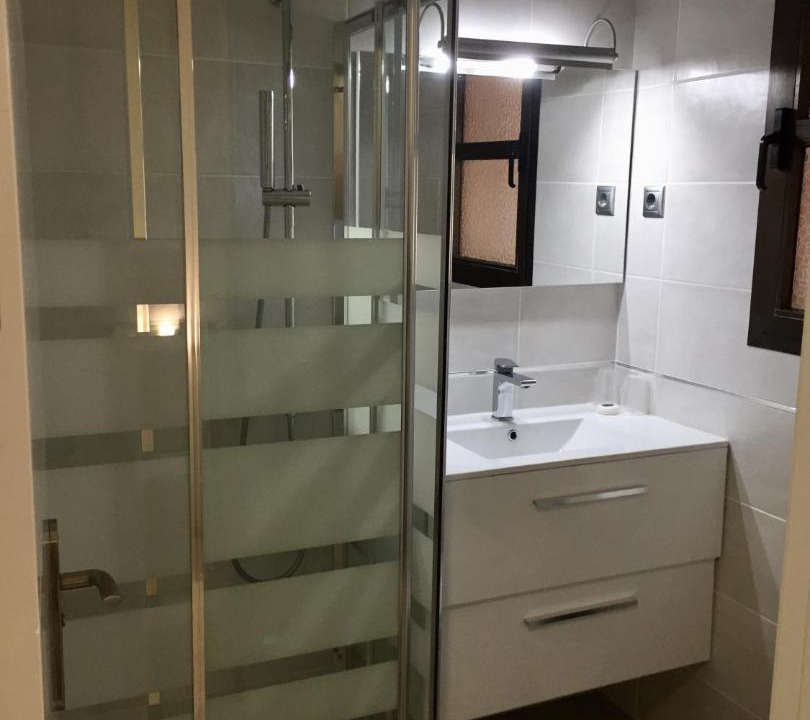 Photo of Bathroom in Urbanizacion Pinos Verdes