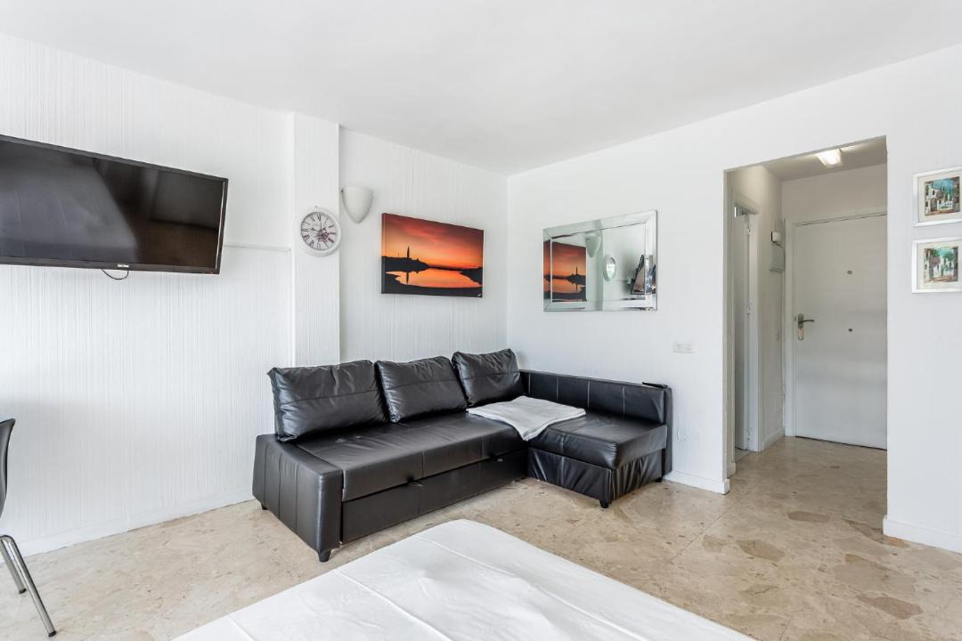 Photo of Livingroom in Urbanizacion Marbessa