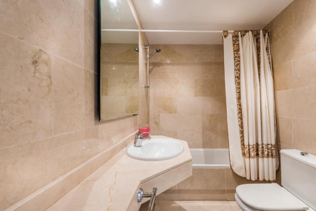 Photo of Bathroom in Puerto Banus