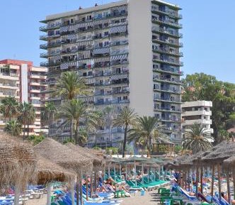 One-Bedroom Apartment with Sea View and Terrace