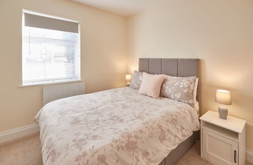 South Cliff Apartment | Host & Stay | South Cliff Apartment